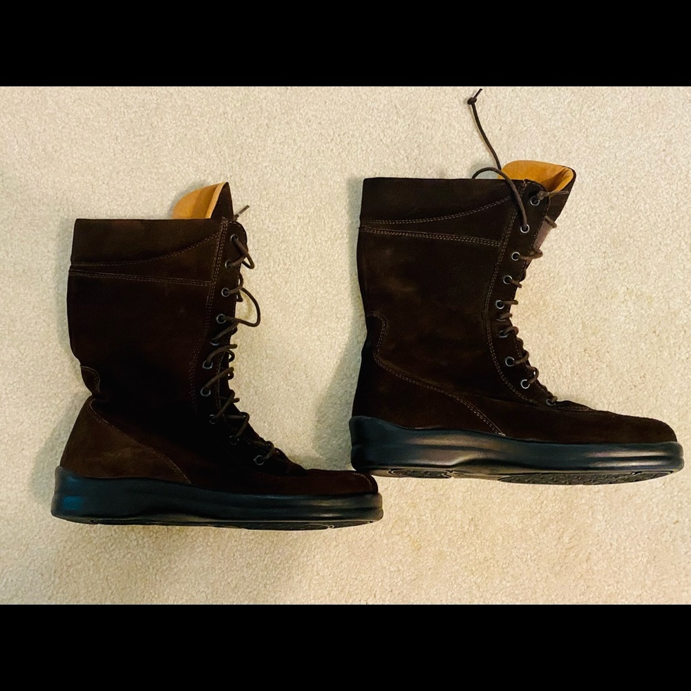 Footprints by Birkenstock boots